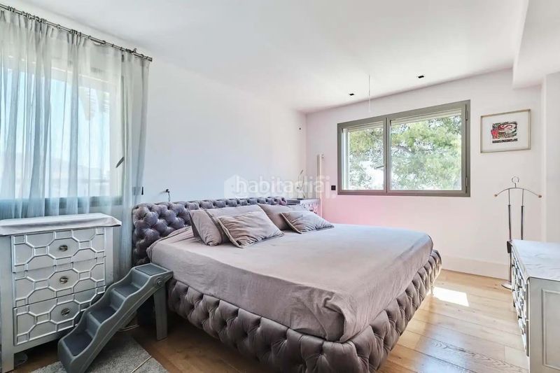 Foto de6a2a92-7ff4-47d9-8d60-2051ec0250d9. Casa adossada amb calefacció piscina a Sarrià Barcelona