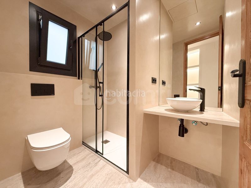 Foto 203d6224-4393-45c0-98a5-700a2c434702. Pis amb calefacció a Barri de les Corts Barcelona