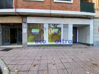 Local Comercial a Plaza mayor 6
