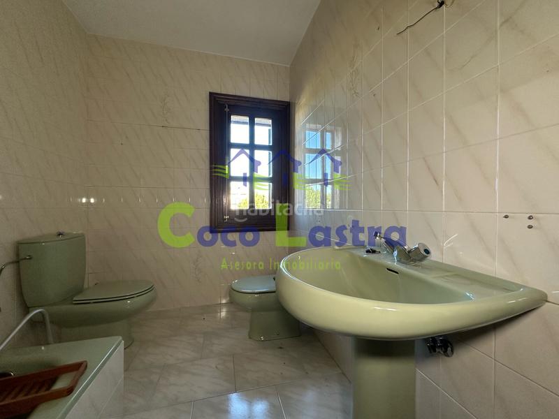 Foto 1ce9b1d2-804a-47ce-bb7c-9280bc93eda1. Xalet amb calefacció aparcament a Aldeatejada