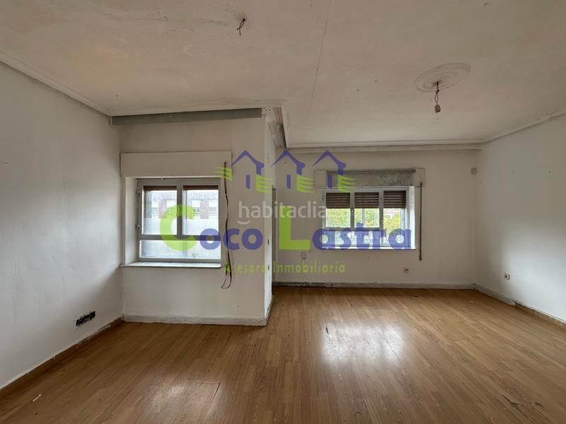 Foto 35991310-b6af-4618-abf0-374db1f227a6. Piso en plaza maestro turina 1 piso para reformar. plaza maestro turina. en Salamanca