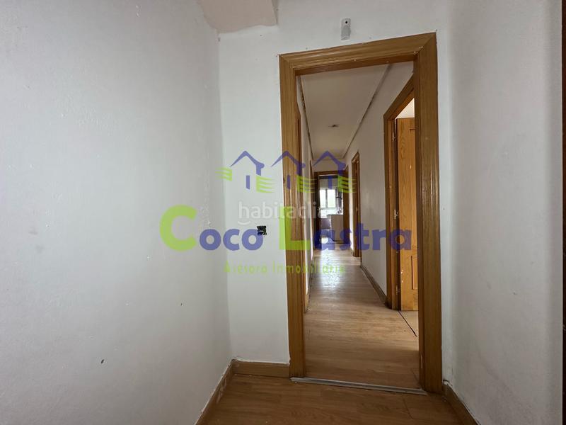 Foto 7f96ca5b-69cc-4318-a163-2cb7db1aa7b2. Piso en plaza maestro turina 1 piso para reformar. plaza maestro turina. en Salamanca