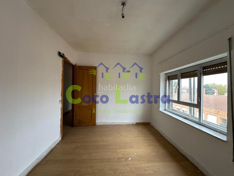 Foto e9792592-aa25-487d-9488-29d257264438. Piso en plaza maestro turina 1 piso para reformar. plaza maestro turina. en Salamanca