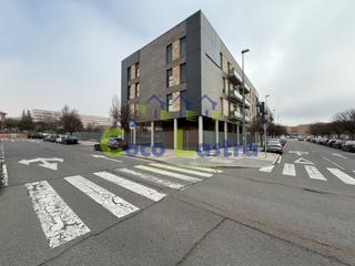 Aparcament cotxe a Calle henry collet 21. Amplias plazas de garaje junto a la estación de autobuses y camp