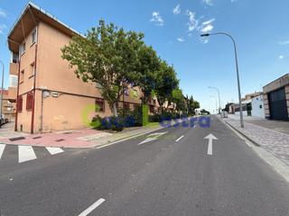 Appartement à Rollo - Puente Ladrillo. Piso en venta en calle fuenteguinaldo. salamanca.