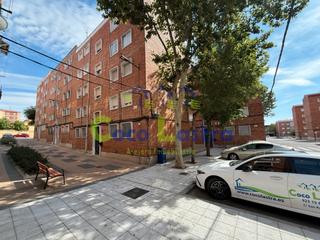 Pis  Calle veguillas. Vivienda en perfecto estado de conservacin junto a zona del cam