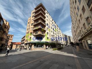 Rent Flat in Calle del prior 16