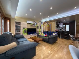 Piso en Calle bordadores 17. Estupenda vivienda totalmente reformada y amueblada en una de la
