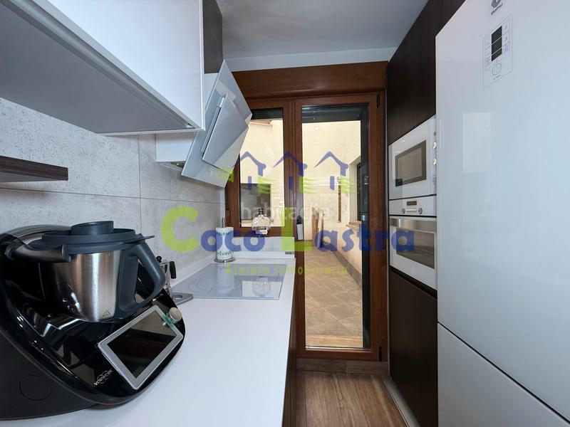 Foto ce34a3a9-1466-46f5-838a-5c6e045f6613. Appartamento in calle bordadores 17 in San Vicente - Las Úrsulas Salamanca