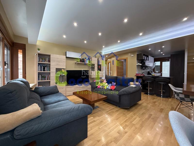 Foto e2011333-b66d-42e2-9593-99a0e253aa3a. Appartamento in calle bordadores 17 in San Vicente - Las Úrsulas Salamanca