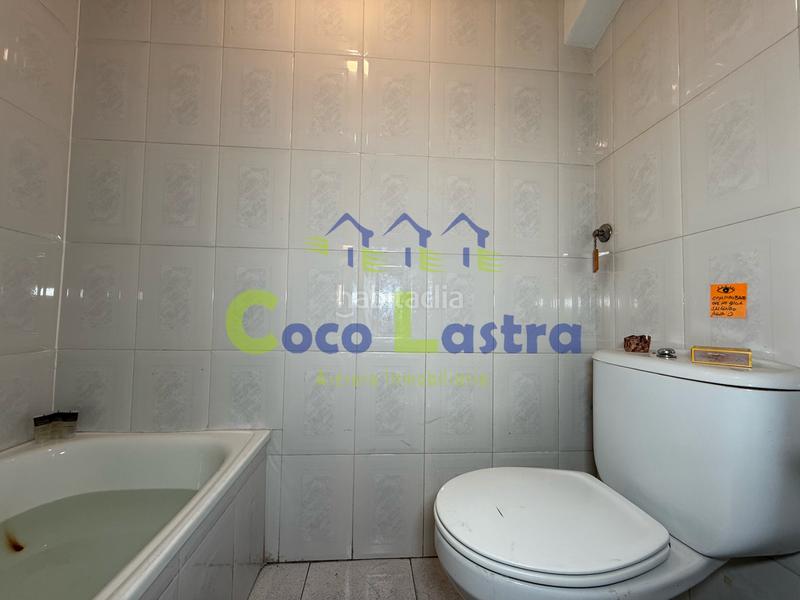 Foto 9317dac9-a875-44c4-a28b-8b8957fcebac. Bureau dans calle colombia 45 dans Rollo - Puente Ladrillo Salamanca