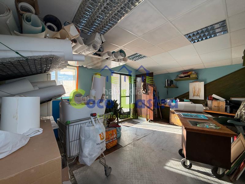 Foto 947b76af-acba-449b-8420-208ba8dcbe79. Bureau dans calle colombia 45 dans Rollo - Puente Ladrillo Salamanca