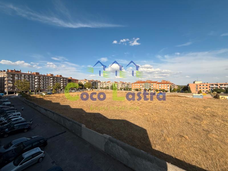 Foto d434692e-7176-457e-a5eb-ef9b30908d29. Büro in calle colombia 45 in Rollo - Puente Ladrillo Salamanca