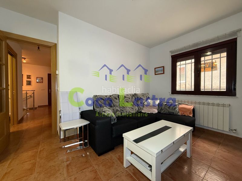 Foto 46467ca8-85f5-4036-98f9-b8cc56d4bc4e. Casa a schiera in calle santa maría 2 in Alba de Tormes