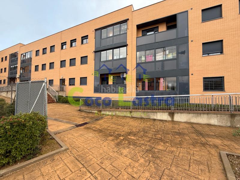 Foto cfdf6357-6b23-4f00-96a7-7690dc153916. Etagenwohnung mit heizung parking in Vistahermosa Salamanca