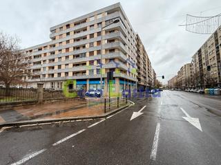 Pis  Calle don bosco. Cntrica, amplia y luminosa vivienda para reformar a tu gusto.