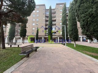 Pis en Plaza de barcelona 24