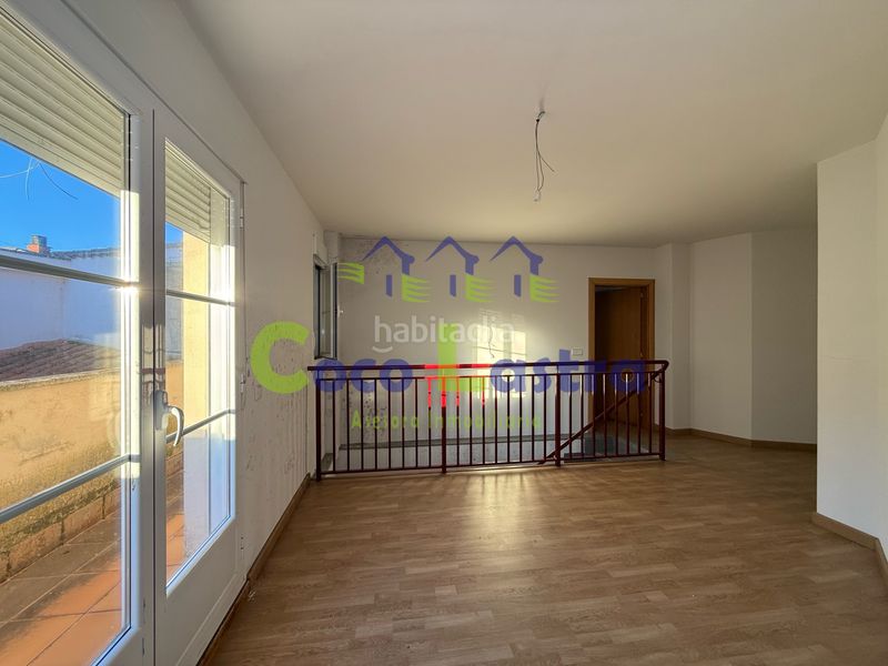 Foto 0c16e04f-fc63-4bde-8d00-4ef2a5d50f19. Dúplex amb calefacció a Vitigudino