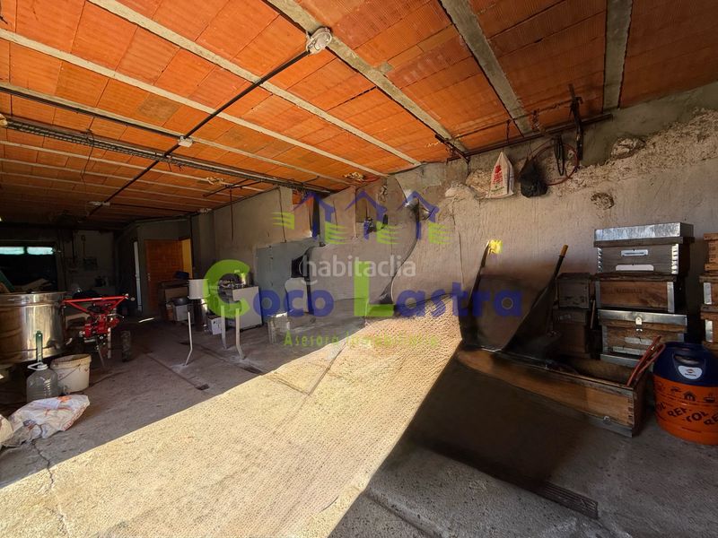 Foto 3bd27759-e388-4f6b-a714-2f27fb986ebd. Casa aparellada amb calefacció a Cabeza de Béjar (La)