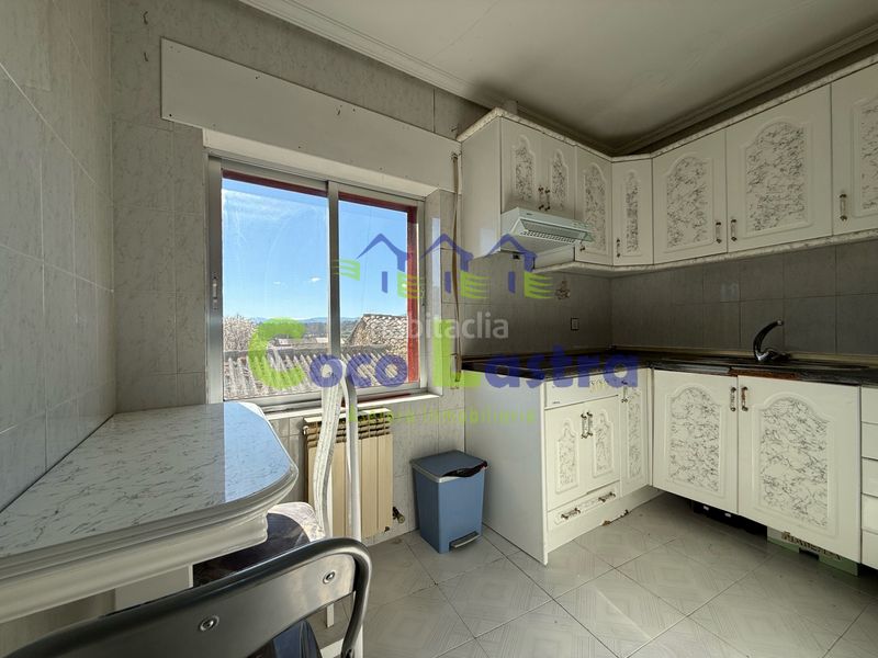 Foto 3d4c9df3-f98d-4d64-8095-d1a92b045f2f. Casa aparellada amb calefacció a Cabeza de Béjar (La)