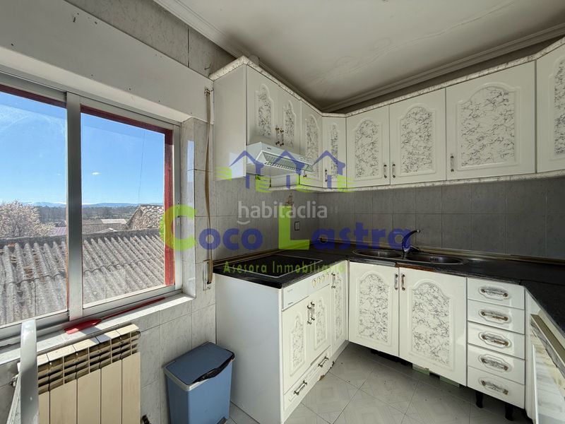 Foto 6e7ef5e1-c30a-4900-9c5d-514702f5f50f. Casa aparellada amb calefacció a Cabeza de Béjar (La)