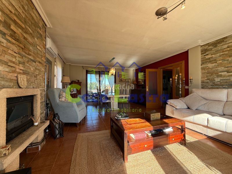 Foto 2aee48f7-b59d-4e51-a064-bd119e316101. Xalet a calle abedul 5 a Carrascal de Barregas