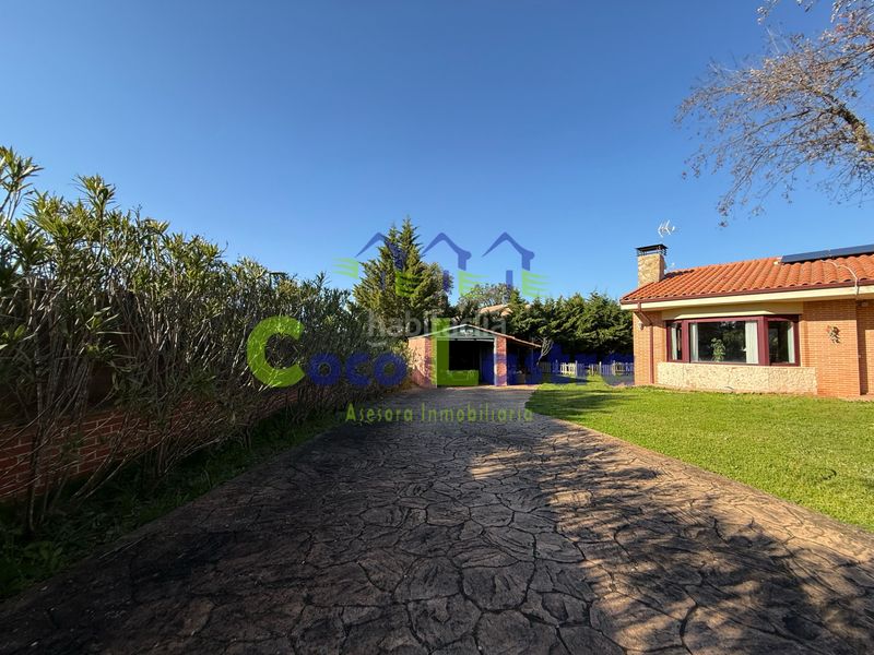 Foto a9a1e818-f321-4a60-a457-24d7cd8002a5. Xalet a calle abedul 5 a Carrascal de Barregas