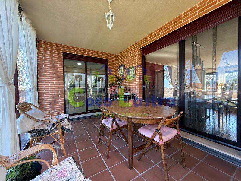 Foto e6e40762-2e94-48ef-bd5c-6e3a5354498e. Xalet a calle abedul 5 a Carrascal de Barregas