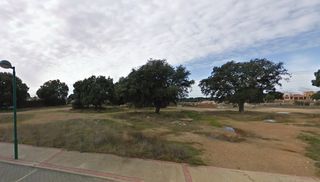 Residential Plot in Calle manuel herrera 10