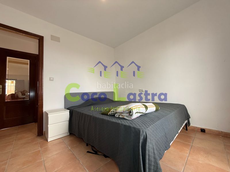 Foto b788725a-0183-4435-89d3-4da03702c733. Casa aparellada amb calefacció aparcament a Carrascal de Barregas