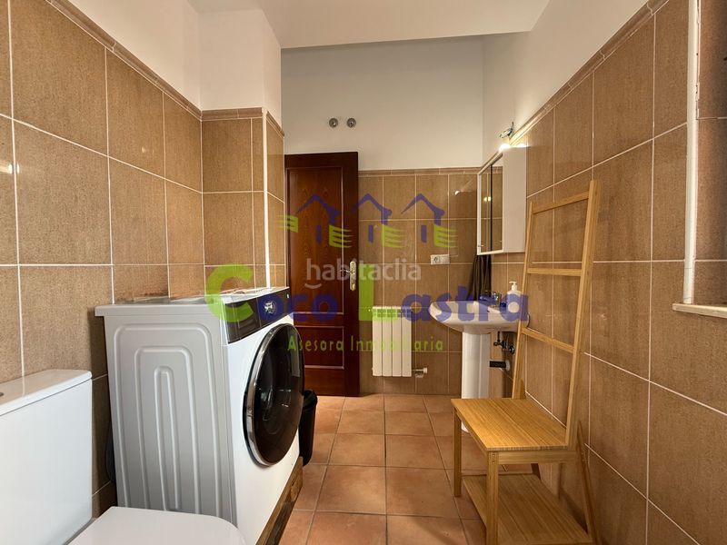 Foto bd96a9de-4943-4a2a-8cbe-9abb08508b3f. Casa aparellada amb calefacció aparcament a Carrascal de Barregas