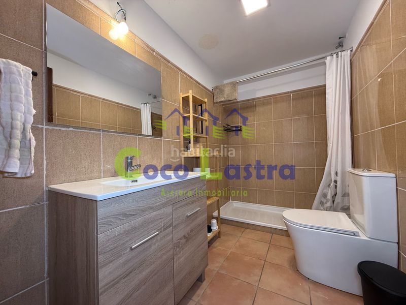 Foto d02aa5e9-9014-4a8d-af9c-0501b6d6c1c8. Casa aparellada amb calefacció aparcament a Carrascal de Barregas