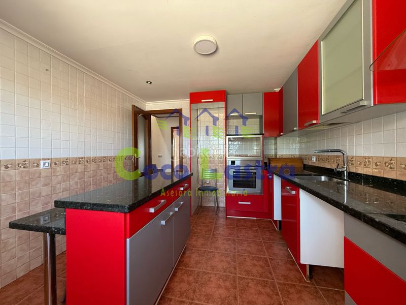 Foto 561cd588-2145-423c-be94-075ee37fcea5. Casa adossada amb calefacció aparcament a Aldearrubia