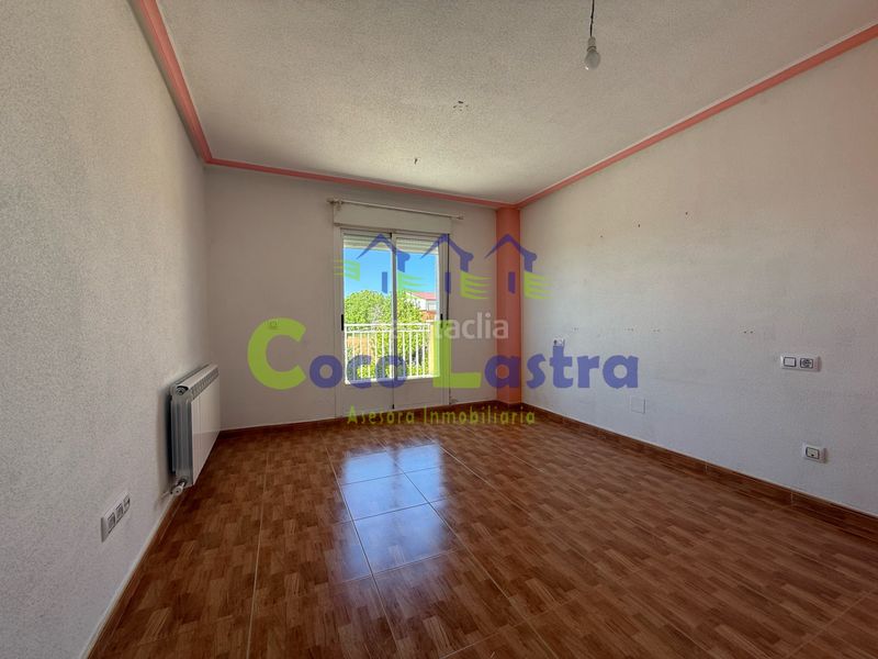 Foto 9dbf2b71-63cc-4dd1-a246-92e582069616. Casa adossada amb calefacció aparcament a Aldearrubia
