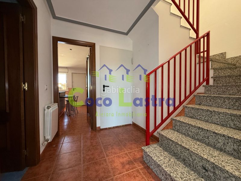 Foto a8ddb15b-d8cf-45ad-8822-b5073a785c9a. Casa adossada amb calefacció aparcament a Aldearrubia