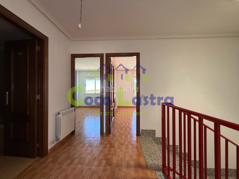 Foto cf7bb085-1987-4a19-a538-da21fa633224. Casa adossada amb calefacció aparcament a Aldearrubia