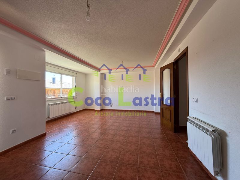 Foto d56b9e80-681e-4162-85c3-369d74faa225. Casa adossada amb calefacció aparcament a Aldearrubia