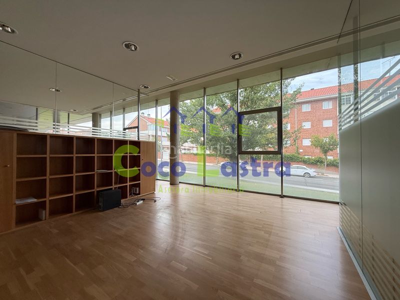 Foto 1ac1f527-d785-43b7-9056-e85f517d6c28. Edificio en Aldeatejada