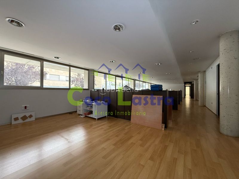 Foto 67ffdf66-483a-4c84-b7b4-ee5e73049be1. Edificio en Aldeatejada