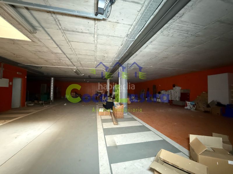 Foto 992a01fc-fc71-4232-8478-bb2462863a69. Edificio en Aldeatejada