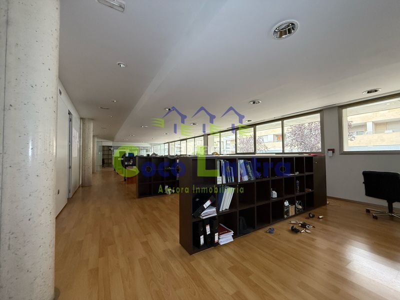 Foto aba7fb57-188d-4755-929c-62b8d6fe1c5c. Edificio en Aldeatejada