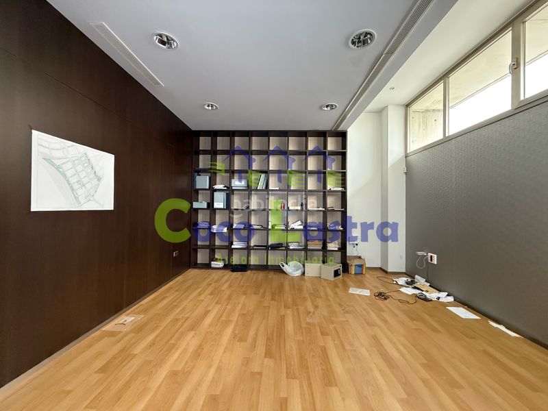 Foto b058dc83-a41b-4503-b718-1fd6f9d2be67. Edificio en Aldeatejada