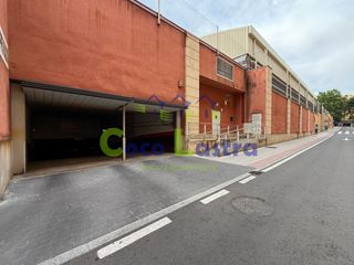 Autoparkplatz in Avenida de portugal 49