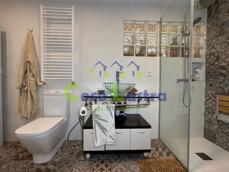 Foto d9572884-f85e-44ab-87b1-6334ef9a7c3f. Xalet amb xemeneia calefacció aparcament a Monterrubio de Armuña