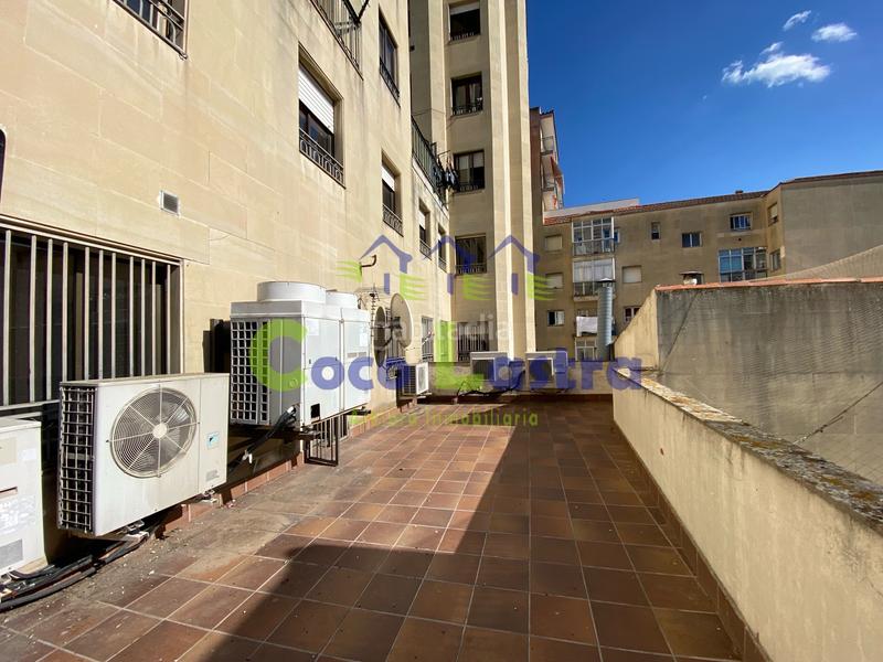 Foto 6beafeb3-fe5a-43c7-bc38-6a3cfda8602e. Ufficio in paseo de canalejas 28 in Sancti Spiritus - San Juan Salamanca