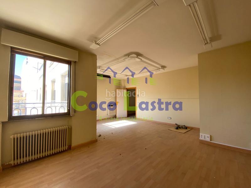 Foto 94690c1c-83aa-4c2f-94bd-23b2fa0b472a. Ufficio in paseo de canalejas 28 in Sancti Spiritus - San Juan Salamanca