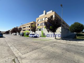 Pis a Calle José Luis Sert 9