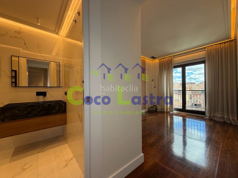 Foto 80bd9e0d-8b3c-4a44-ad63-c55469a6a9d4. Piso en Centro Salamanca
