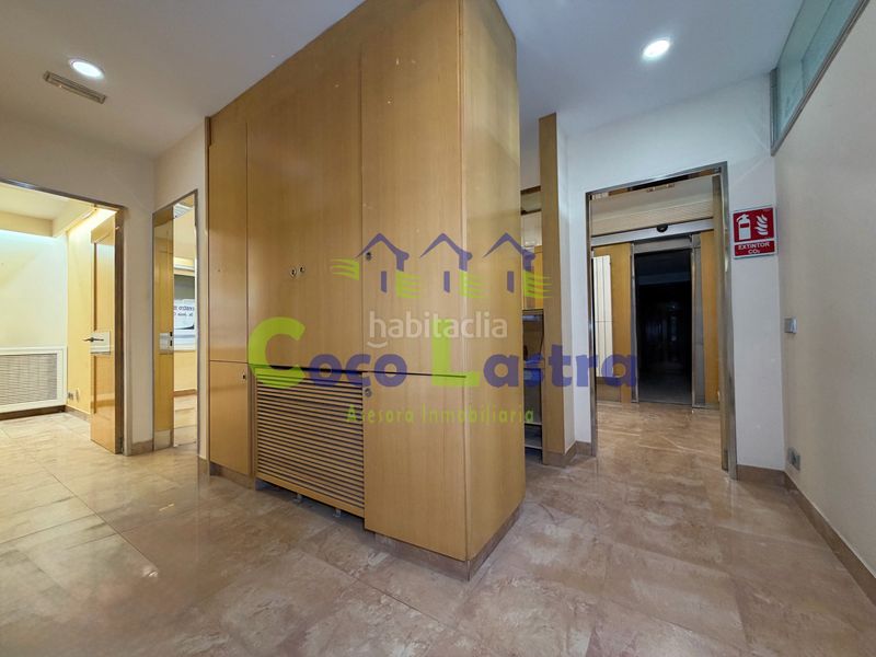 Foto 1a920f20-5617-47e5-a4e4-d430f387a011. Bureau avec chauffage dans Centro Salamanca