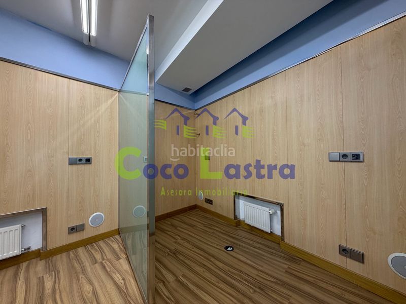 Foto 309b416d-947c-4e3b-ac75-f73d992e4d42. Bureau avec chauffage dans Centro Salamanca